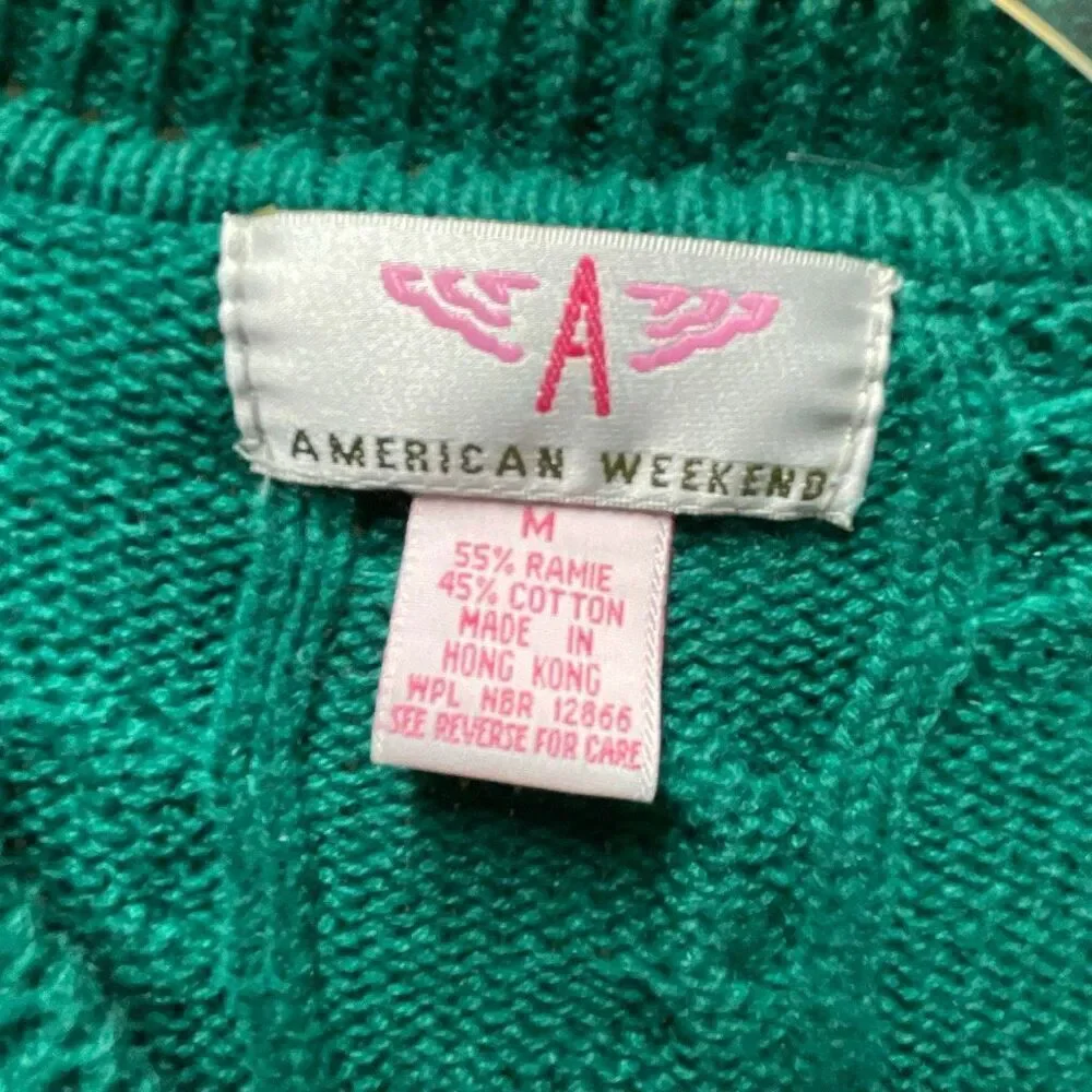 Vintage ☘️American Weekend green size M Ramie cotton sweater. Hong Kong